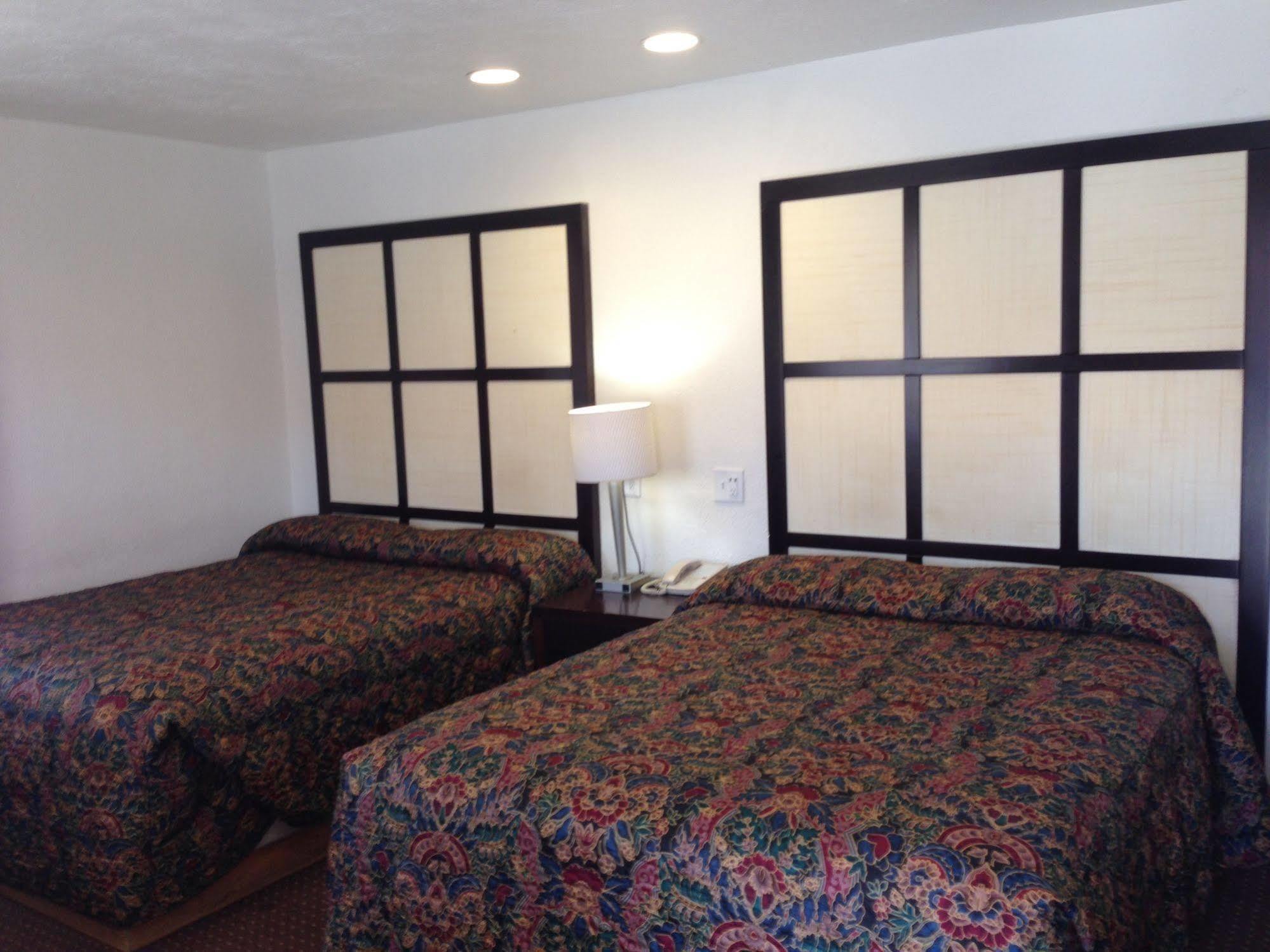 Motel Roswell Inn Roswell